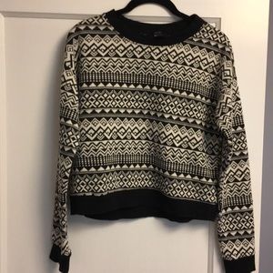 Black and white patterned F21 sweater